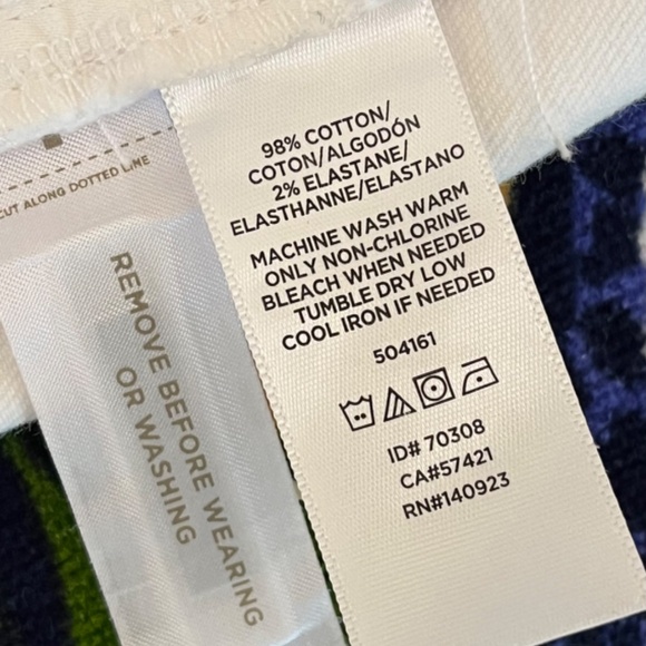 LOFT "Cut off jean shorts in Snow White" - Picture 5 of 8